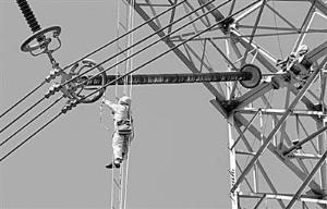 山東電力集團以科技創(chuàng)新為引領(lǐng)，全力打造堅強智能電網(wǎng)新標桿